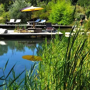 Le Paradou 2* Lourmarin